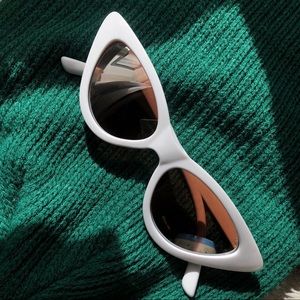 ✰ CAT EYE SUNGLASSES ✰